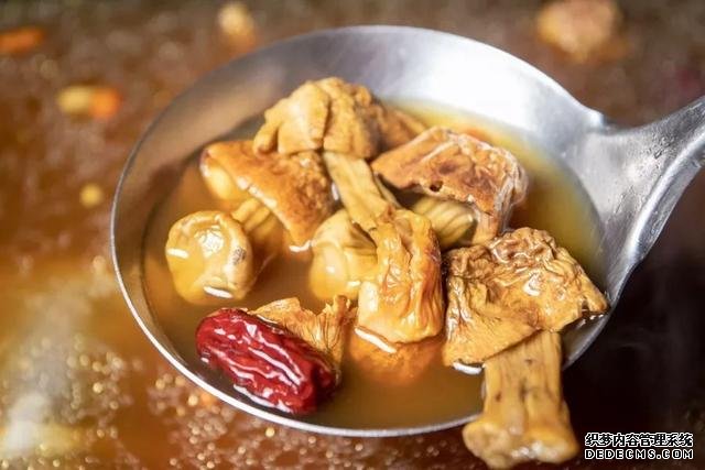 試吃了25款火鍋底料，認(rèn)準(zhǔn)它們買就對了