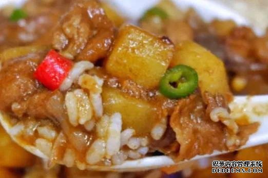說(shuō)實(shí)話，這個(gè)菜，我能造三碗米飯！