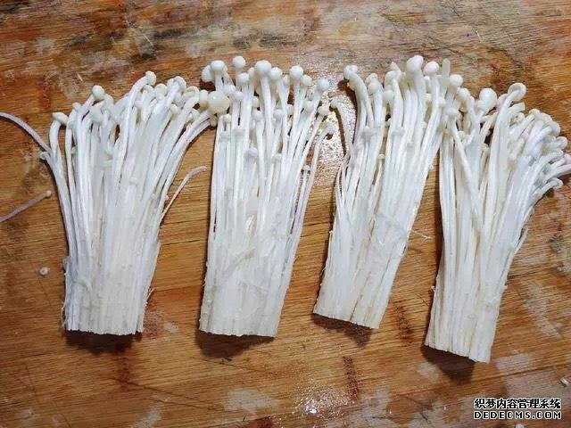 竟然被五塊錢的金針菇撩到了，怎么從來沒想到還能這樣做？