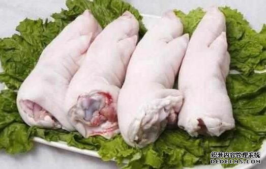 買豬蹄時，前腳和后腳口感差別大，方法教給你，可別買錯了