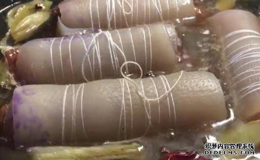 豬皮別再做豬皮凍了，教你新吃法，1瓶啤酒搞定，好吃好看又好做
