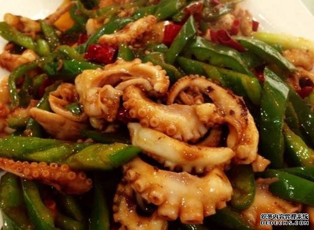 這種海鮮價格不貴，簡單炒一炒即可，味美多滋口感特棒