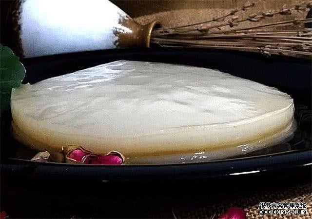 這種北方稀奇物美食，看著像一塊“肥肉”，上年紀(jì)的人才看懂