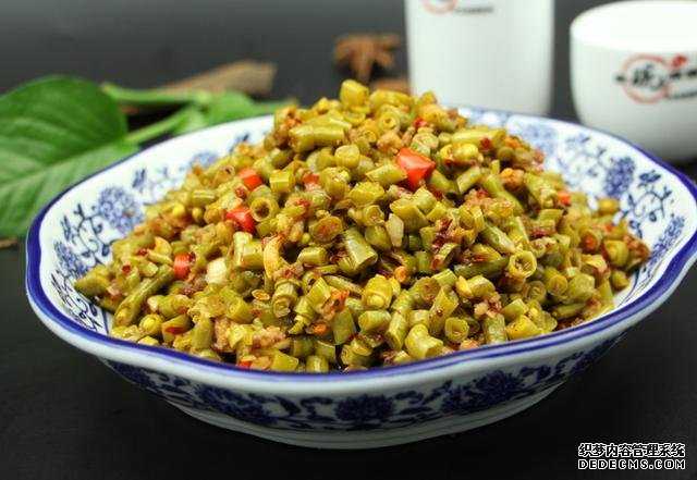 家常下飯美味——酸豆角肉沫，一頓讓我吃兩碗飯