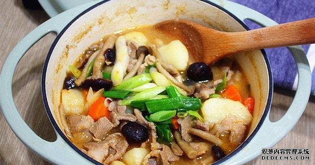 學(xué)會(huì)這樣做梨子燉肉，真是太香了，美味解饞超好吃，上桌就掃光