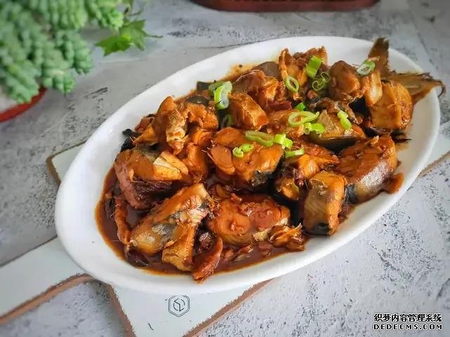 遇上這魚從不手軟，一買就是10斤，肉嫩刺少營養(yǎng)高，每次都吃不夠