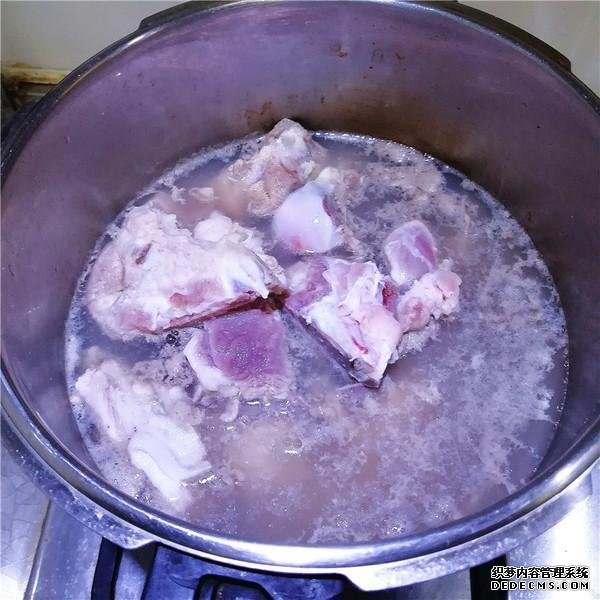 老公隔三差五就饞這菜，1斤才12元，比紅燒肉香多了，1周吃1次