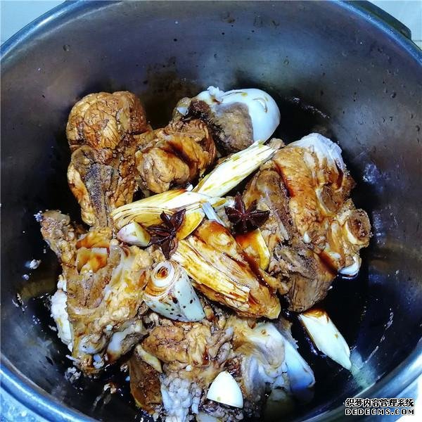 老公隔三差五就饞這菜，1斤才12元，比紅燒肉香多了，1周吃1次
