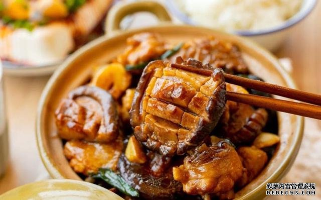 上桌比肉還搶手的6道美食，宅家期間一天學(xué)一樣，一周不重樣