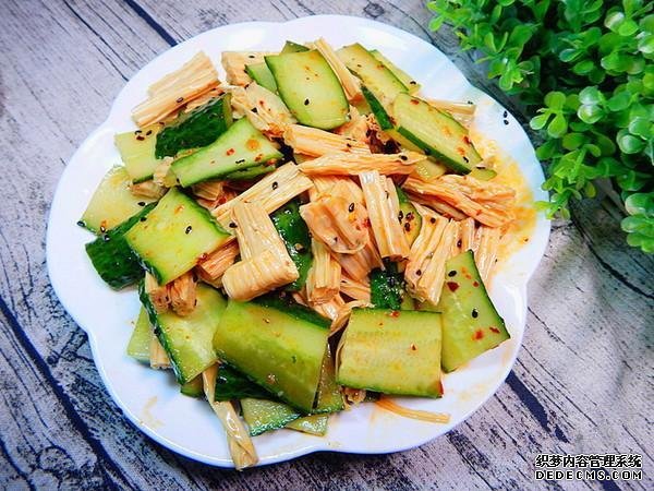15道葷菜熱菜做法，10道涼菜下酒菜做法，簡單易做，待客備用