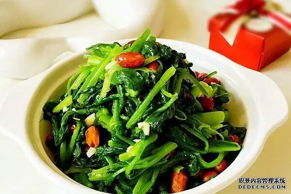 15道葷菜熱菜做法，10道涼菜下酒菜做法，簡單易做，待客備用