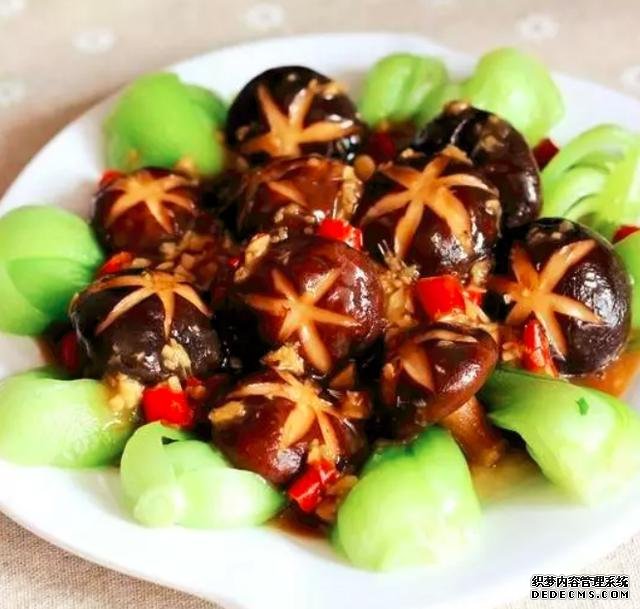 15道葷菜熱菜做法，10道涼菜下酒菜做法，簡單易做，待客備用