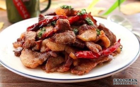 美食推薦：娃娃菜腐竹、咸蛋黃茶樹菇、薄荷羊肉、五香雞爪的做法