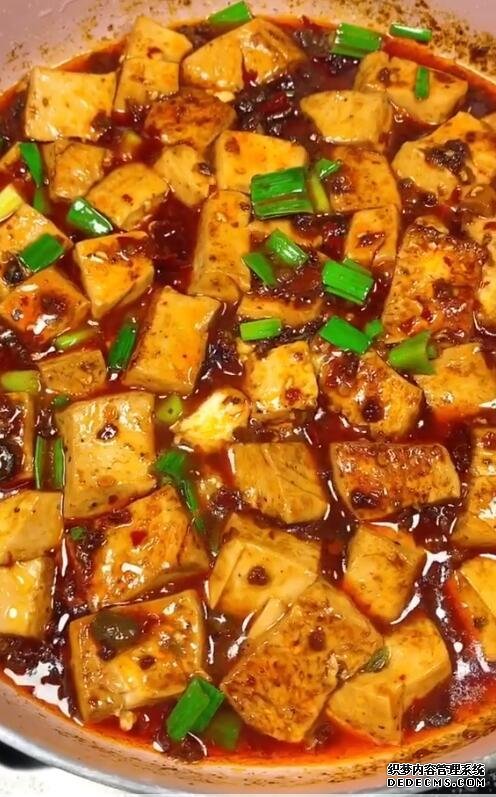 麻婆豆腐的家常做法，口感順滑，麻辣鮮香，這個竅門一定要記住