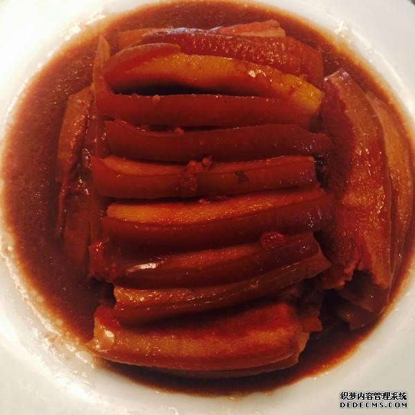 年夜飯推薦：腐乳扣肉，蔥油拌海帶，糖醋排骨的做法