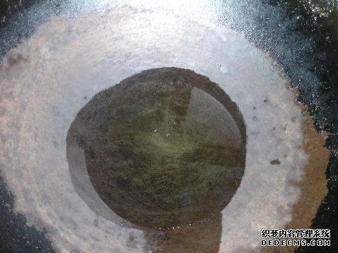 家庭版自制水煮肉，肉嫩軟滑，麻辣鮮香，每次做都不夠吃