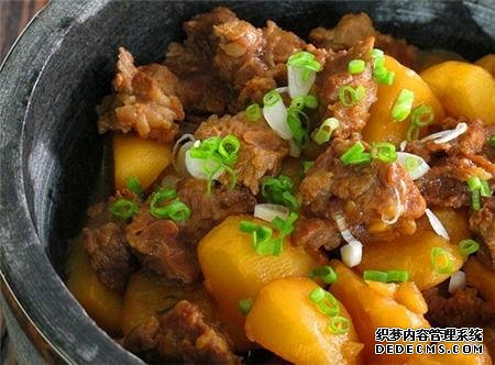 10款肉類菜品的簡單做法。不會做的趕緊學(xué)起來，絕對有一款你喜歡