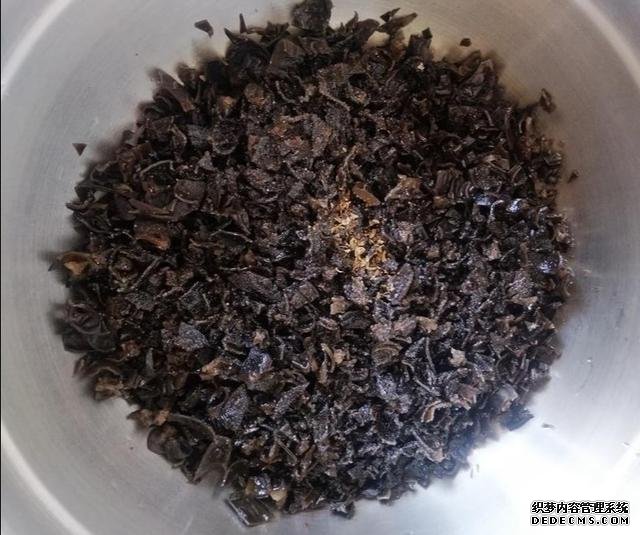 不用一滴油做出來的木耳，一上桌瞬間就被吃光光