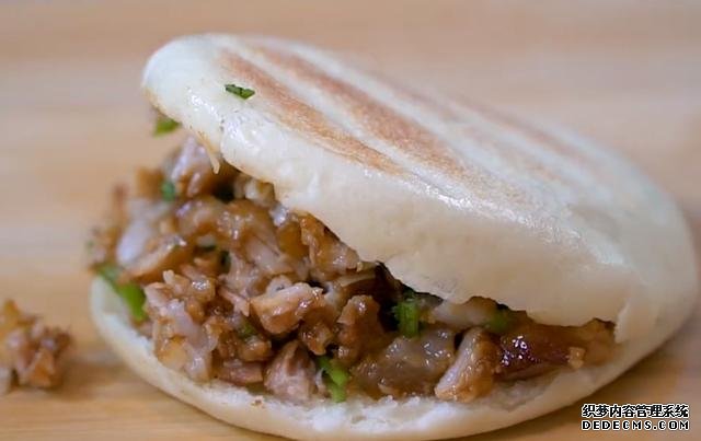 肉夾饃在家輕松做，饃香肉更香，一看就會，咋做都不廢！