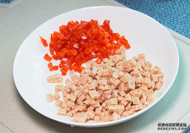 土豆餅最簡單好吃的做法，外酥里嫩，鮮香又營養(yǎng)，全家人都喜歡