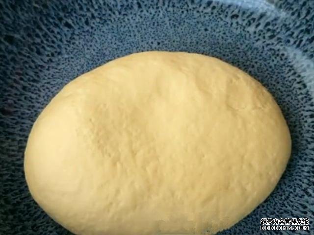 春天超火的懶人包子，不用發(fā)面，包好直接蒸，出鍋就被搶光