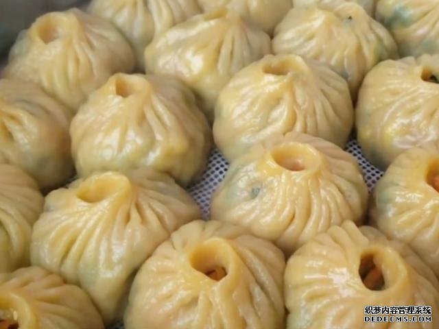春天超火的懶人包子，不用發(fā)面，包好直接蒸，出鍋就被搶光