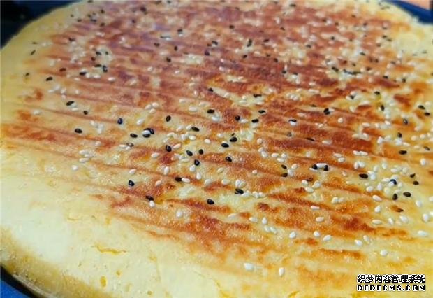 春天玉米面這樣做，不炸不蒸，只需簡(jiǎn)單一做，家里的小孩都很愛吃