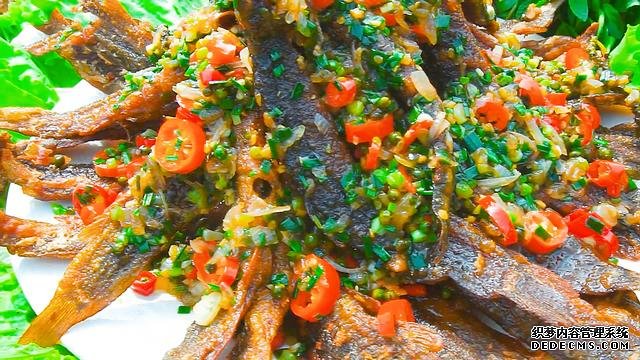春節(jié)宅家中，捉了盆“水中人參”，寬油大火炸到焦香，很下飯