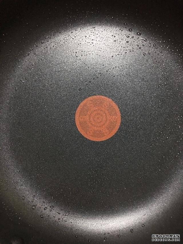 清爽的芒果千層蛋糕，吃了還想吃，再也不用買(mǎi)，一個(gè)平底鍋搞定。
