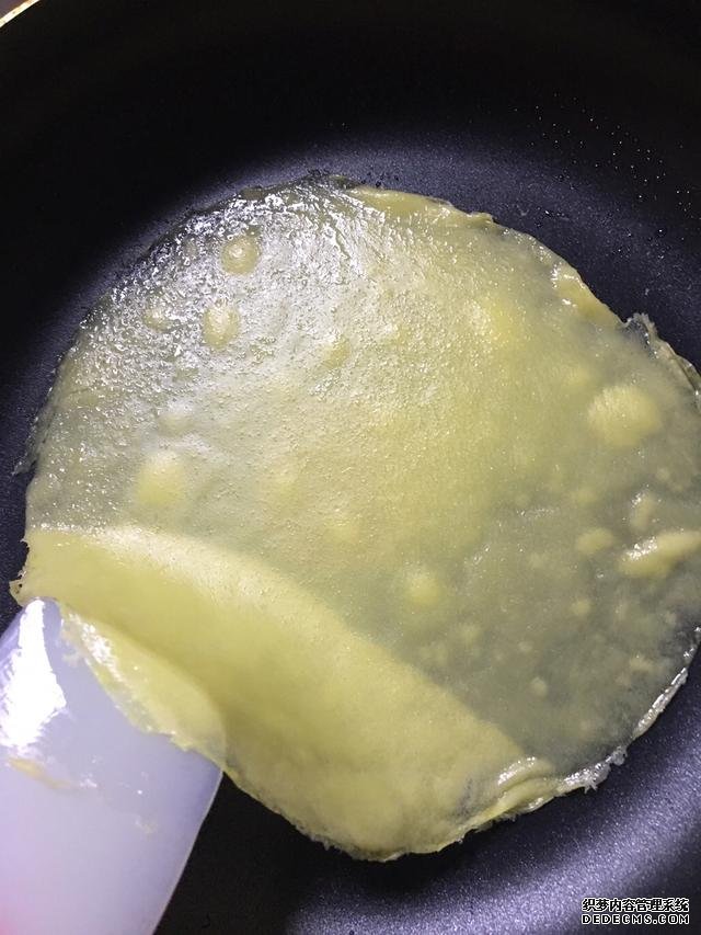 清爽的芒果千層蛋糕，吃了還想吃，再也不用買(mǎi)，一個(gè)平底鍋搞定。