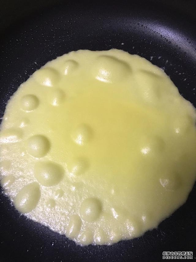 清爽的芒果千層蛋糕，吃了還想吃，再也不用買(mǎi)，一個(gè)平底鍋搞定。
