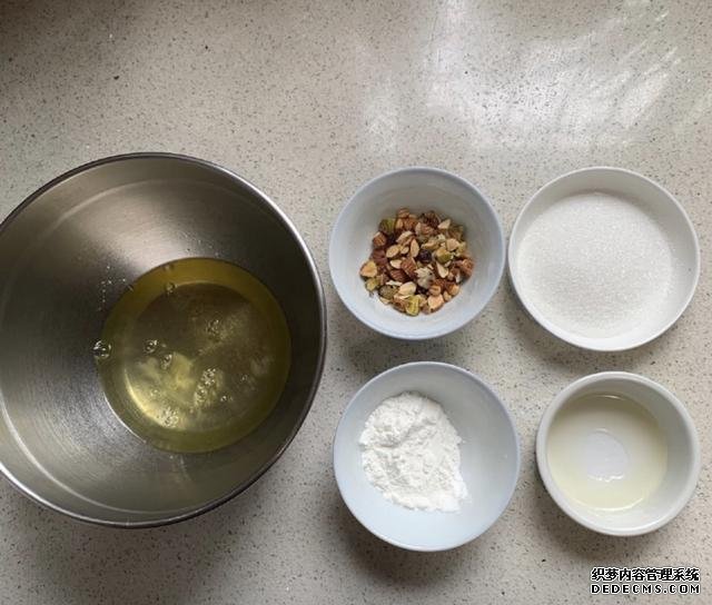 全蛋白舒芙蕾，低糖無油，超輕盈的口感，好吃到爆