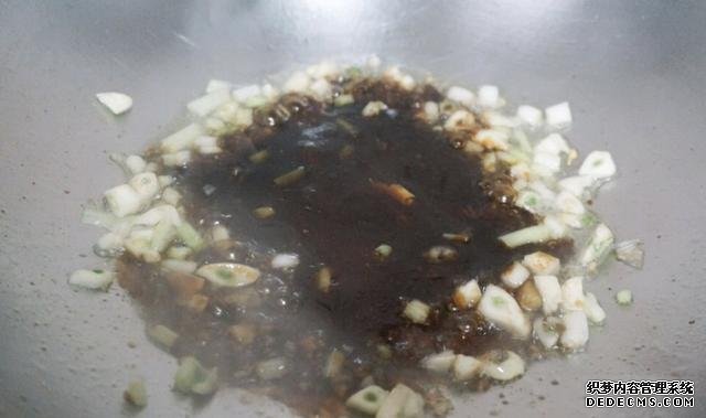 最正宗的蠔油生菜，快手簡單還減肥，2塊錢就能做一盤