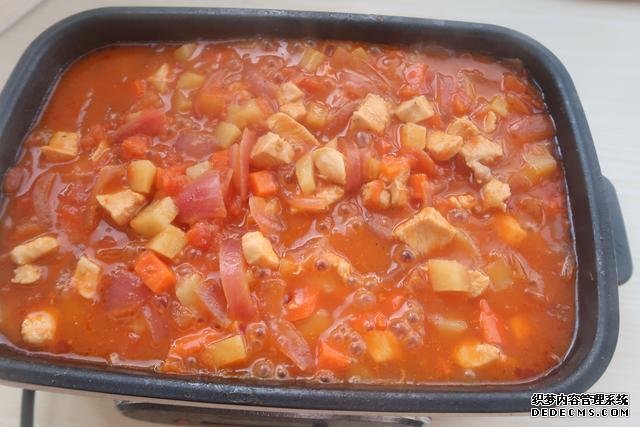 芝士控不可錯(cuò)過(guò)的番茄雞肉焗飯，無(wú)敵拉絲