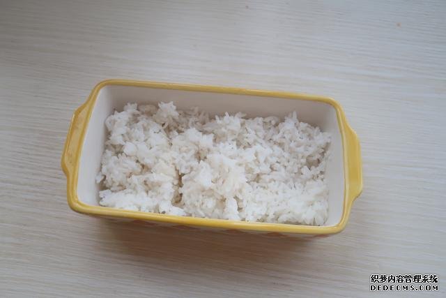 芝士控不可錯(cuò)過(guò)的番茄雞肉焗飯，無(wú)敵拉絲