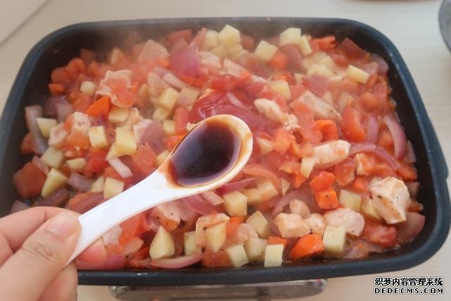 芝士控不可錯(cuò)過(guò)的番茄雞肉焗飯，無(wú)敵拉絲