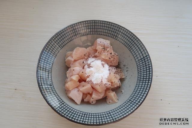 芝士控不可錯(cuò)過(guò)的番茄雞肉焗飯，無(wú)敵拉絲