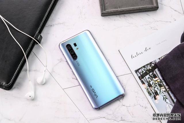 雙模5G直降300元！4350mAh+AMOLED屏+8GB，網(wǎng)友：終于等到了