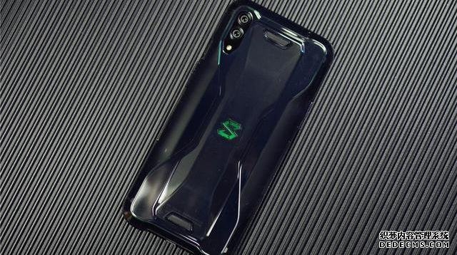 從3799跌至2699！液冷散熱+4000mAh+8GB+256GB，網(wǎng)友：終于等到了