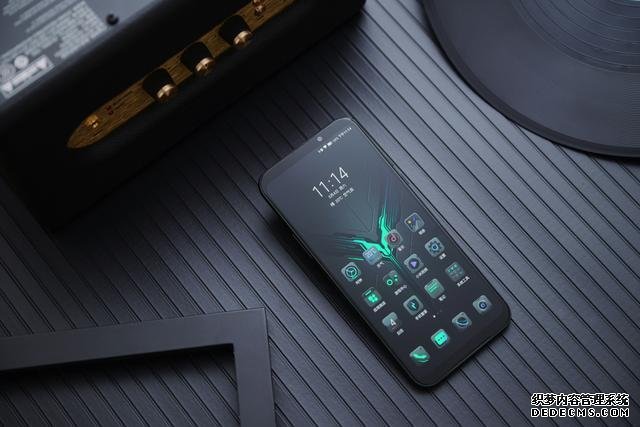 從3799跌至2699！液冷散熱+4000mAh+8GB+256GB，網(wǎng)友：終于等到了