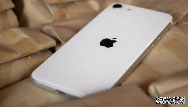 新款iPhone SE和iPhone XR怎么選？