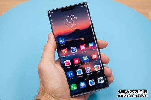 國產(chǎn)手機(jī)之光，這款國產(chǎn)旗艦敢和iPhone一爭高下，你猜是誰？