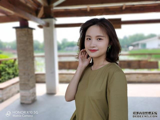 榮耀X10發(fā)力，不僅推出新配色，還有新價格