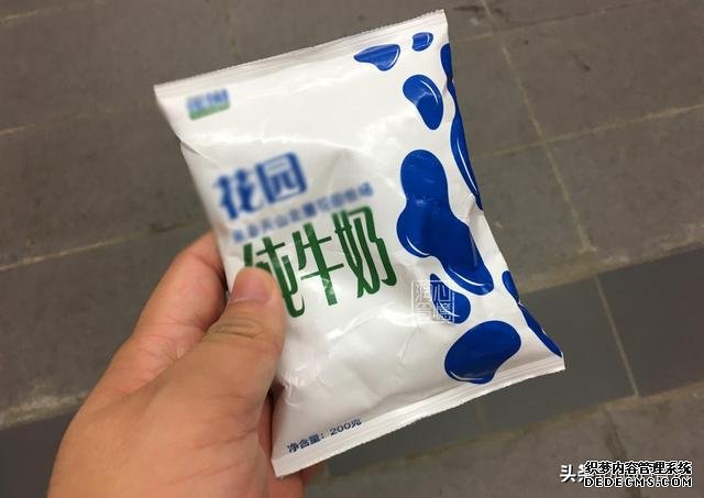 全脂、低脂、脫脂牛奶，應(yīng)該怎么選？4個(gè)知識點(diǎn)，教你正確喝牛奶