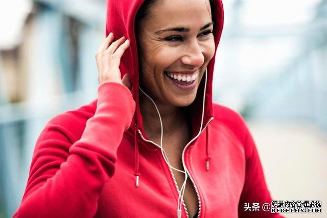 運動是如何改善情緒的？堅持健身真的可以讓你精神更健康，更快樂