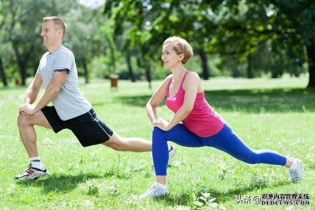 運動是如何改善情緒的？堅持健身真的可以讓你精神更健康，更快樂