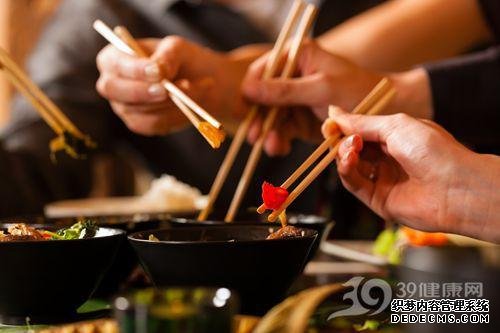 世界公認(rèn)的7種健康吃法，跟全球人民學(xué)習(xí)健康飲食