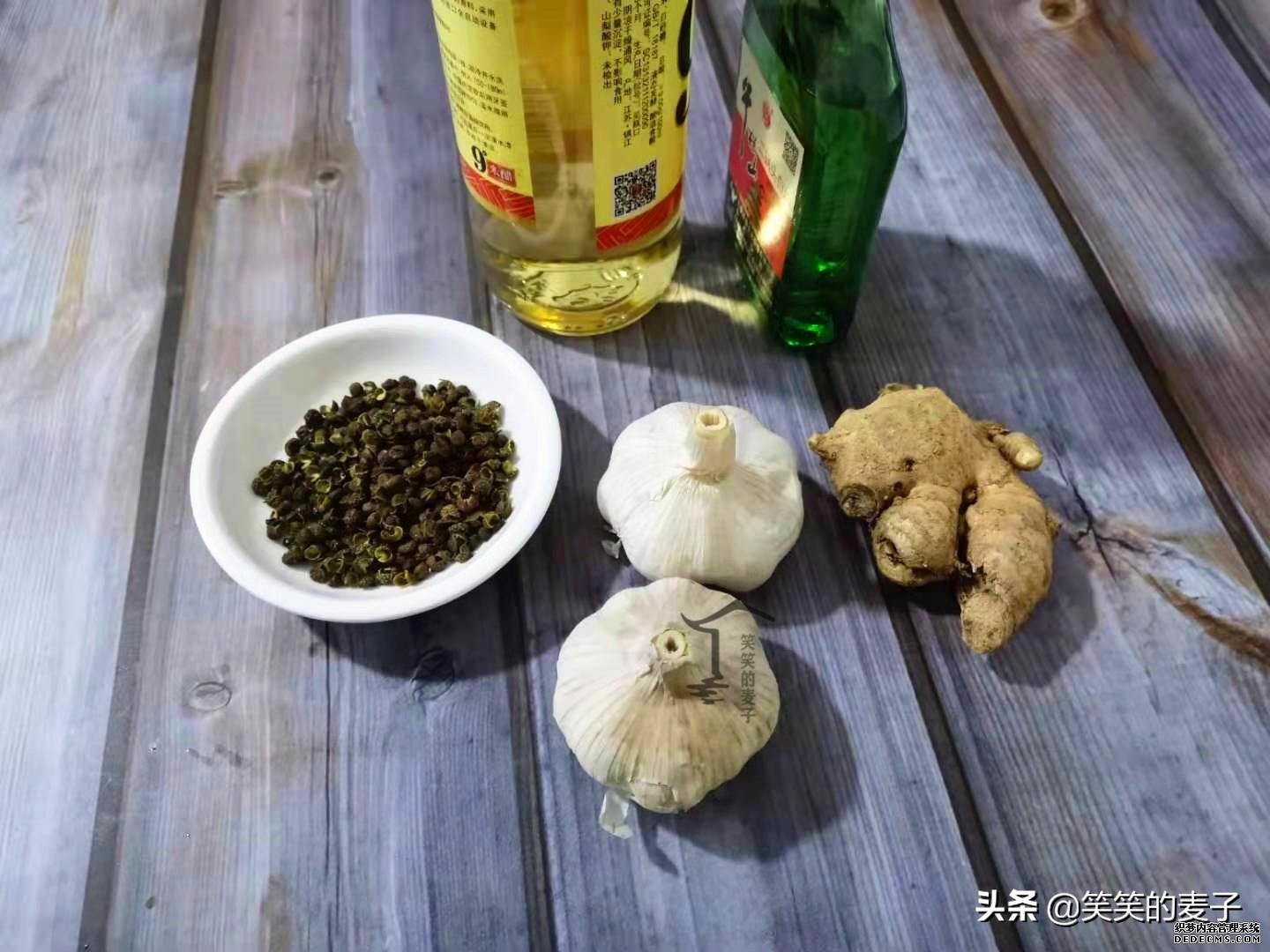 秋季，雙節(jié)期間，注意少吃3類食物，對家人身體好