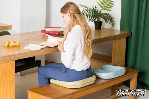 后背疼痛，到底是腎臟還是心臟有問題？醫(yī)生：請不要忽視幾種病